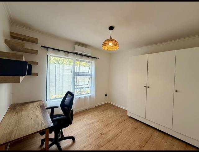 4 BEDROOM HOUSE FOR SALE IN MEER EN SEE